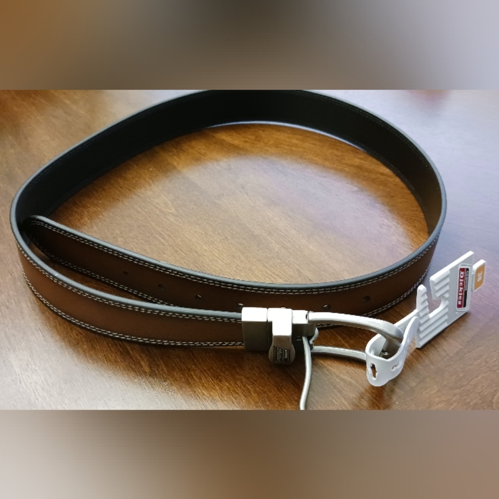 Dickie's Men's Brown Leather Belt, Size 38, Reversible